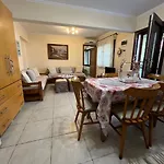 Bella's House Stavros (Thessaloniki)