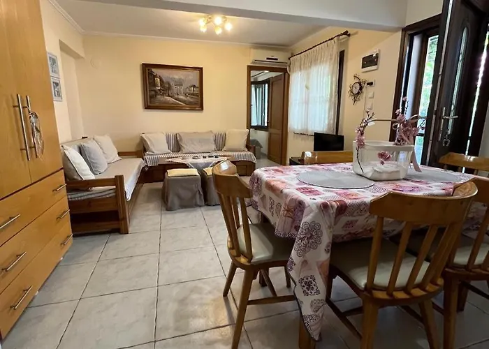 Bella's House Stavros (Thessaloniki)